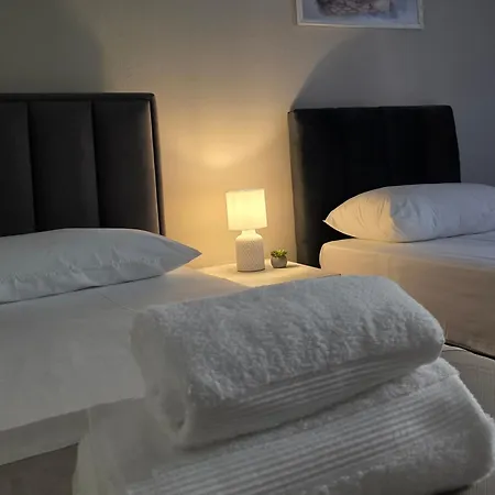 Daire Enjoy Villa- Private Parking
